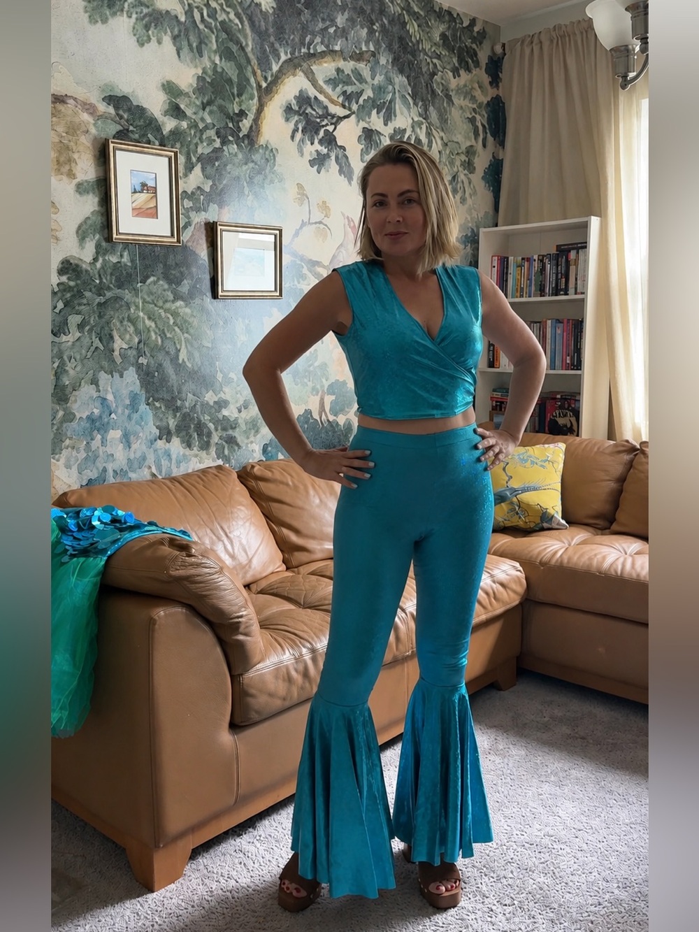 Turquoise Two-Piece Bell Bottom Set – Retro Disco Festival Outfit, S, M, L - Picture 2 of 4